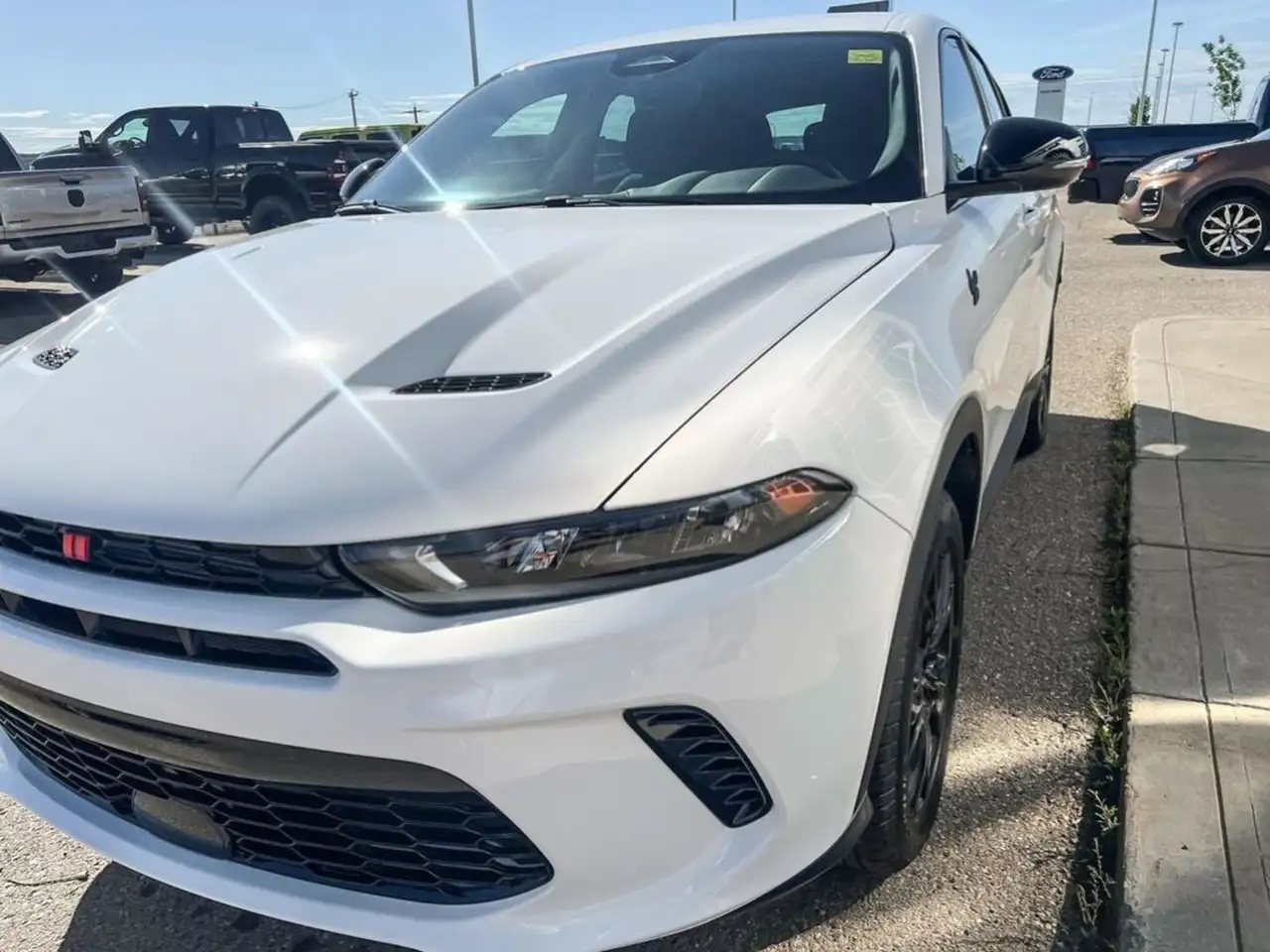 Dodge Hornet снимка Dodge Hornet