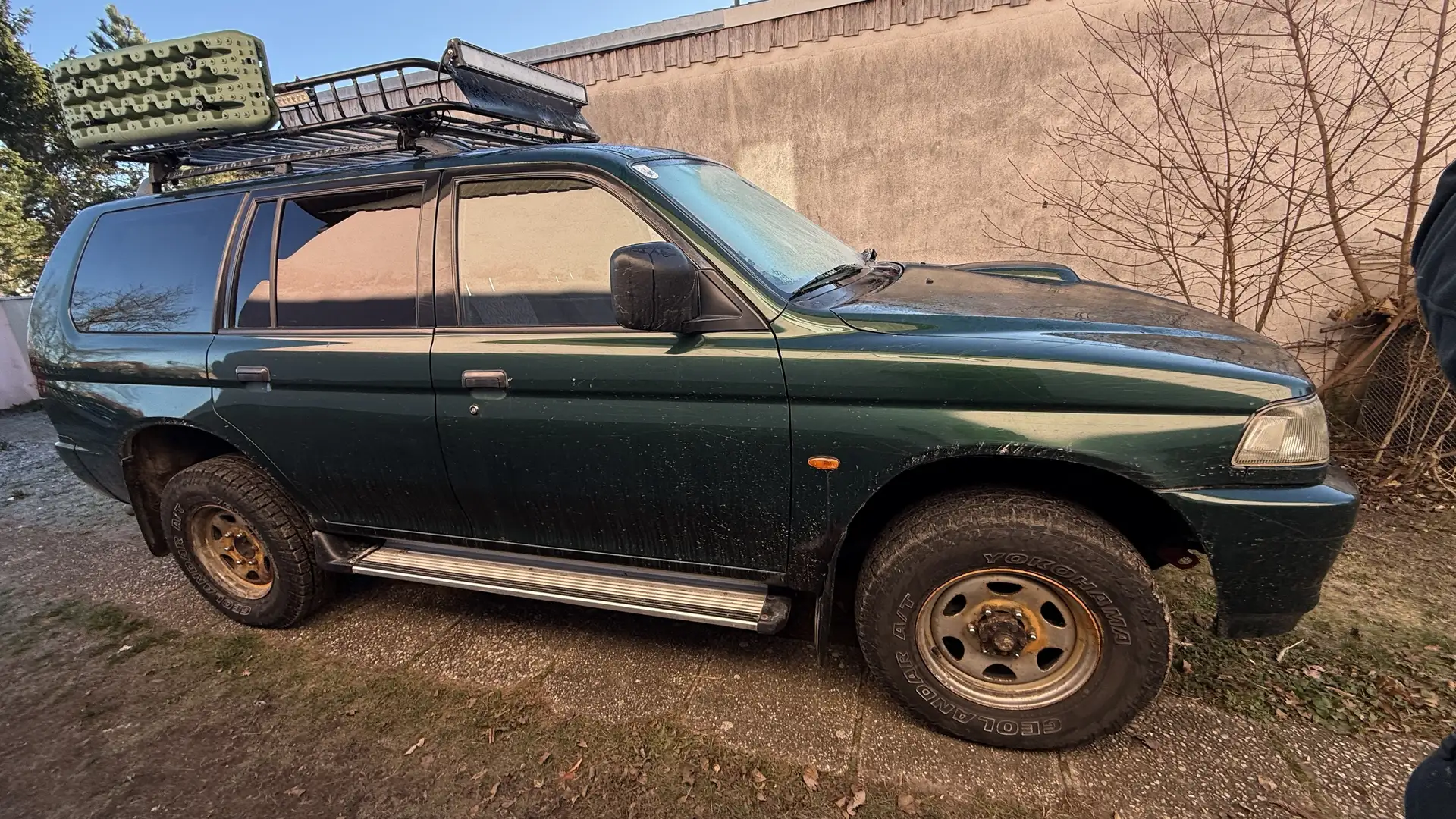 Mitsubishi Pajero Sport Basic GLS 2,5 TD - 1