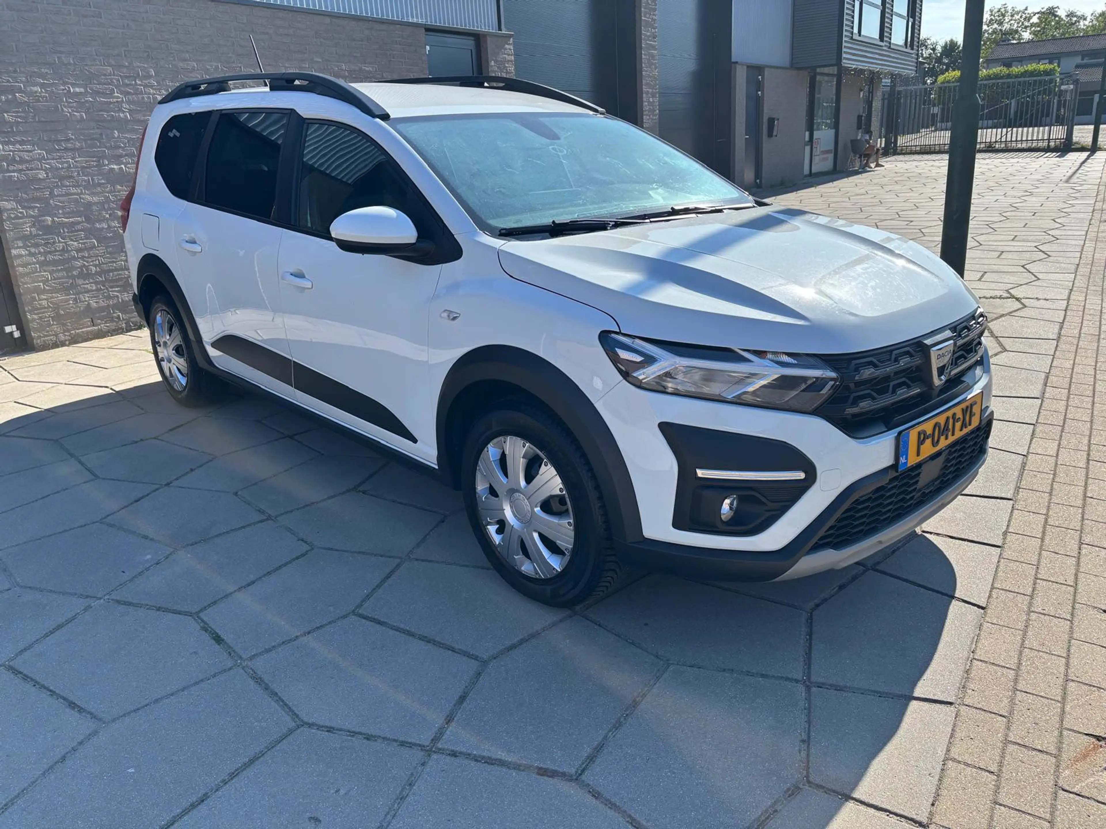 Dacia Jogger 1.0 TCe Bi-Fuel Comfort 7p.|LPG|Veel ruimte |dakra — photo 2