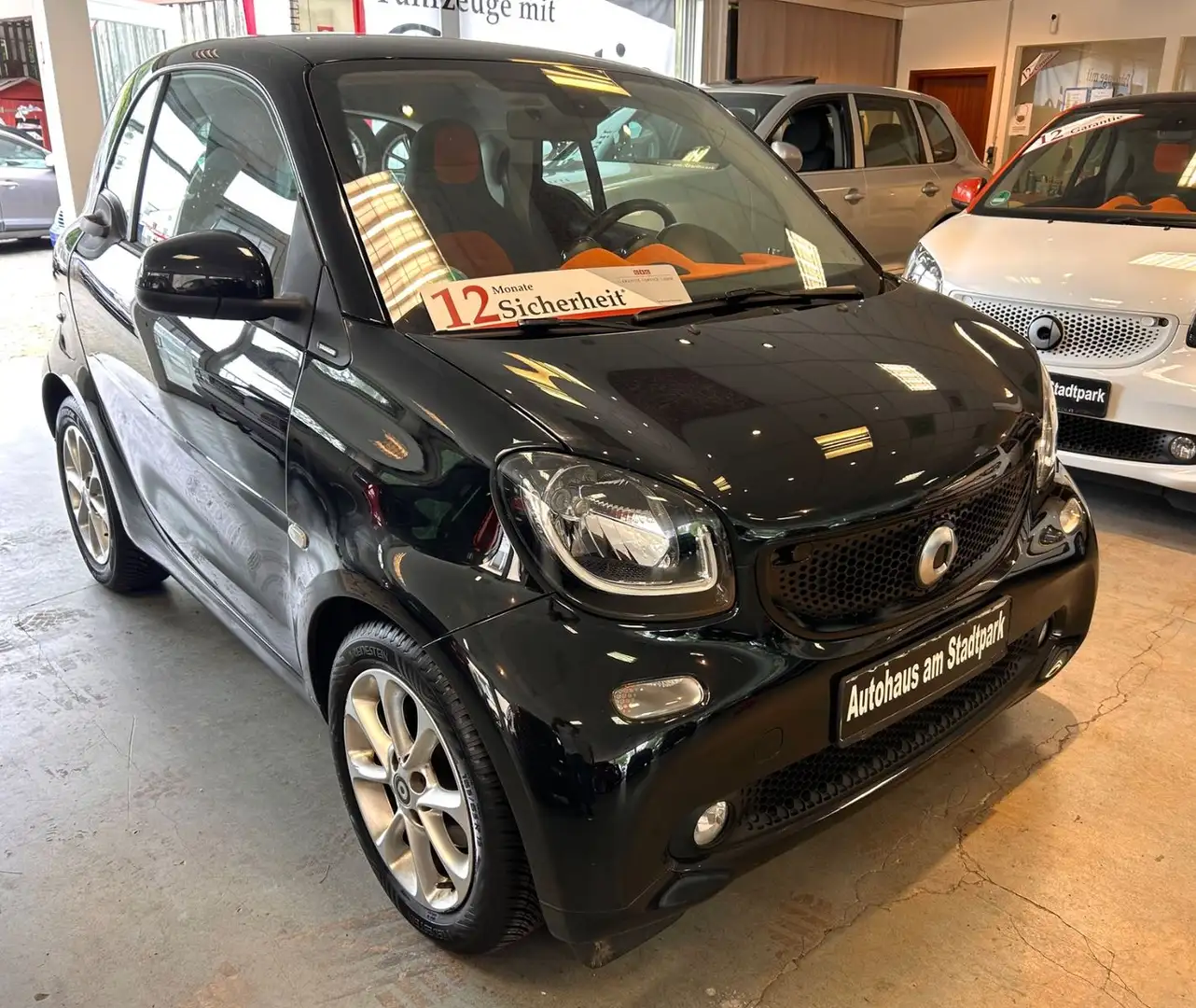 smart forTwo -Passion-Panorama-SH-Garantie Schwarz - 2
