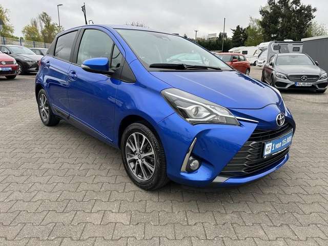 Toyota Yaris Team Deutschland WinterP Carplay Kamera