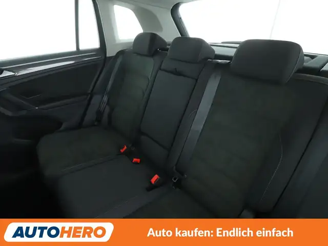 Volkswagen Tiguan view 14