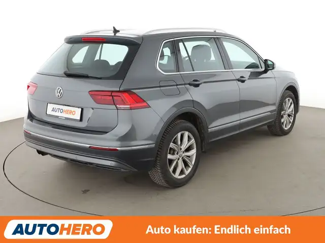 Volkswagen Tiguan view 6