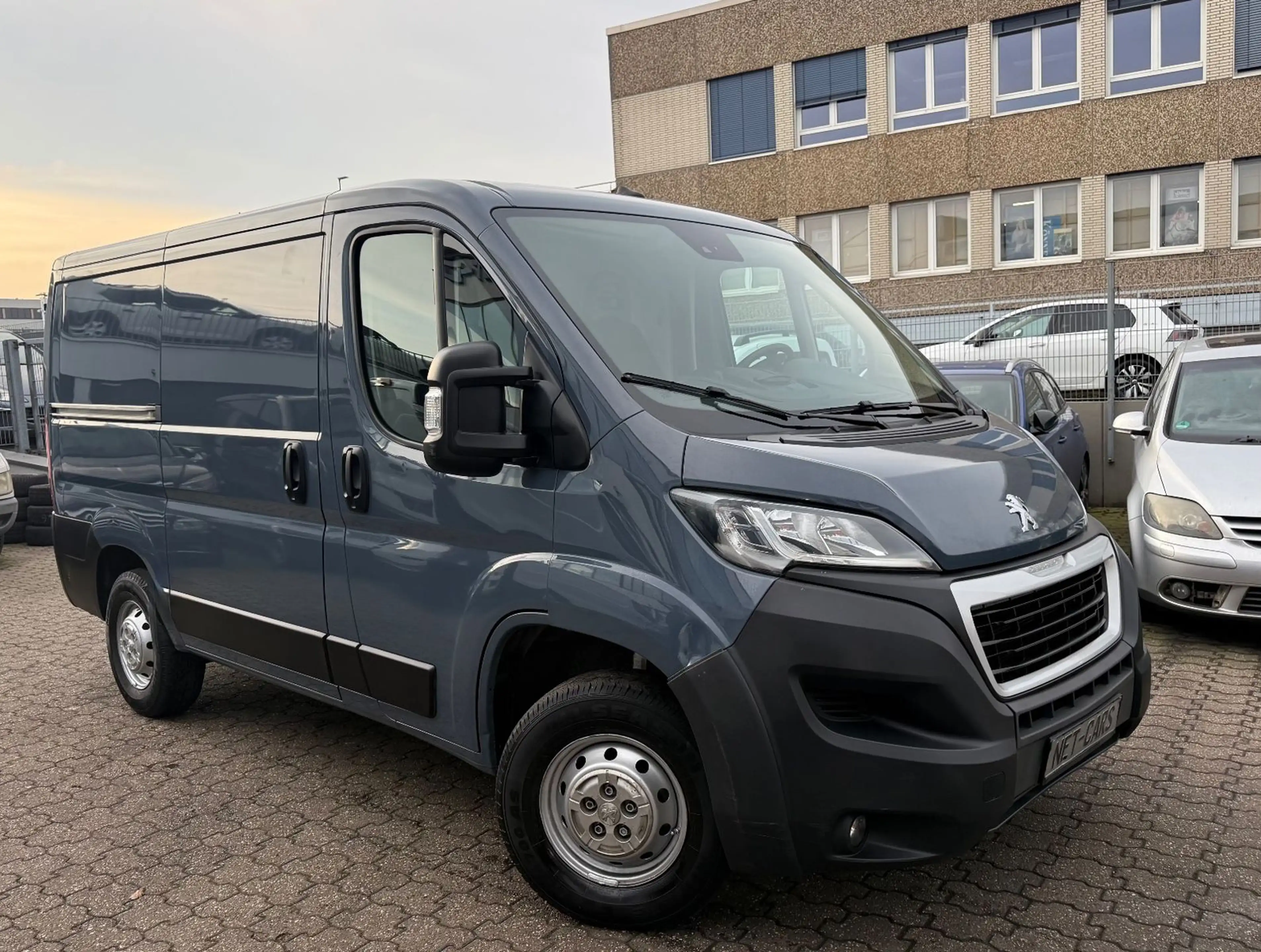 Peugeot Boxer 2.2 HDI Kasten*L1H1*KLIMA*KAMERA*Allwetter — photo 11