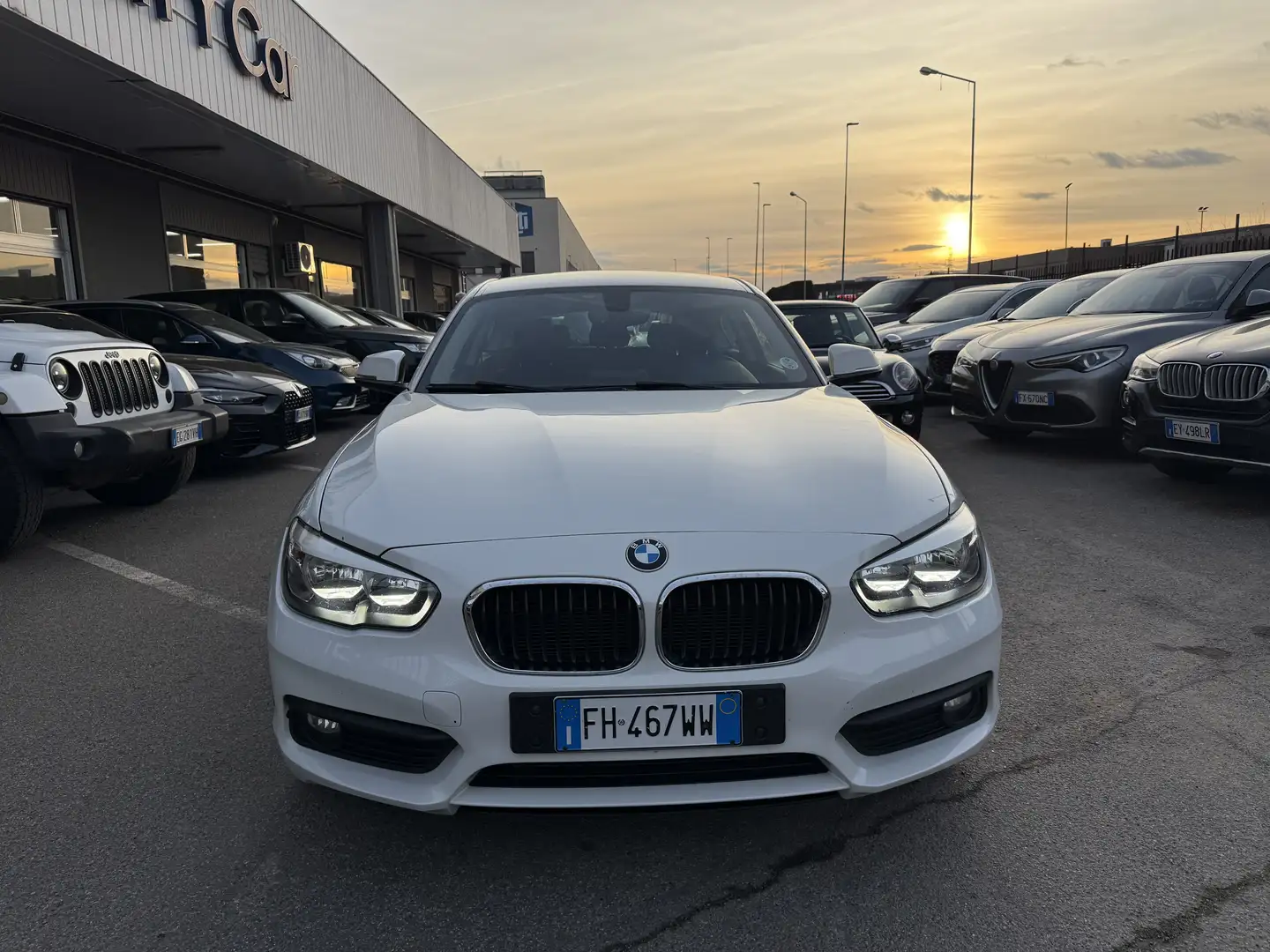 BMW 116 116d Advantage 3p EURO 6 Weiß - 2