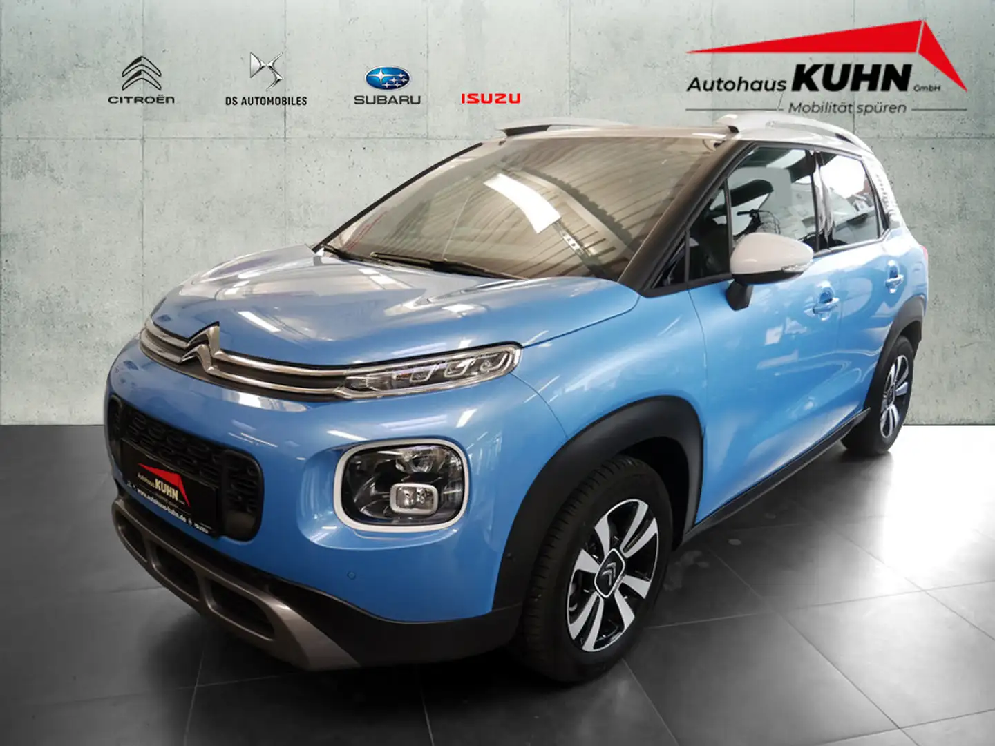 Citroen C3 Aircross PureTech 110 S&S EAT6 Shine PANO Blauw - 1