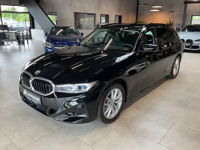 Bmw 320 d Touring xDr DAB HuD Leder Sportsitze 360°