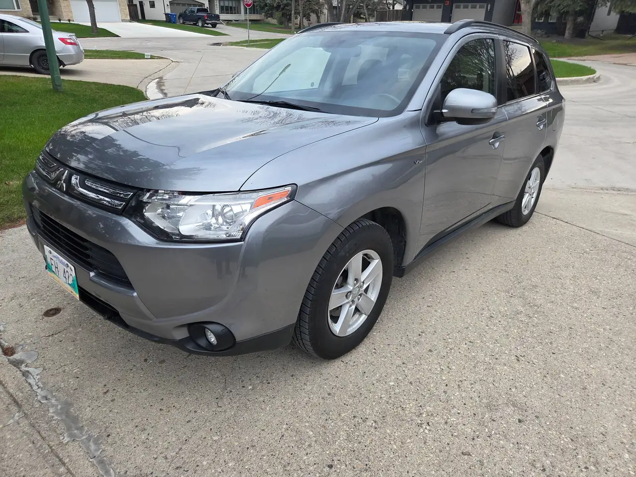 Mitsubishi Outlander снимка Mitsubishi Outlander