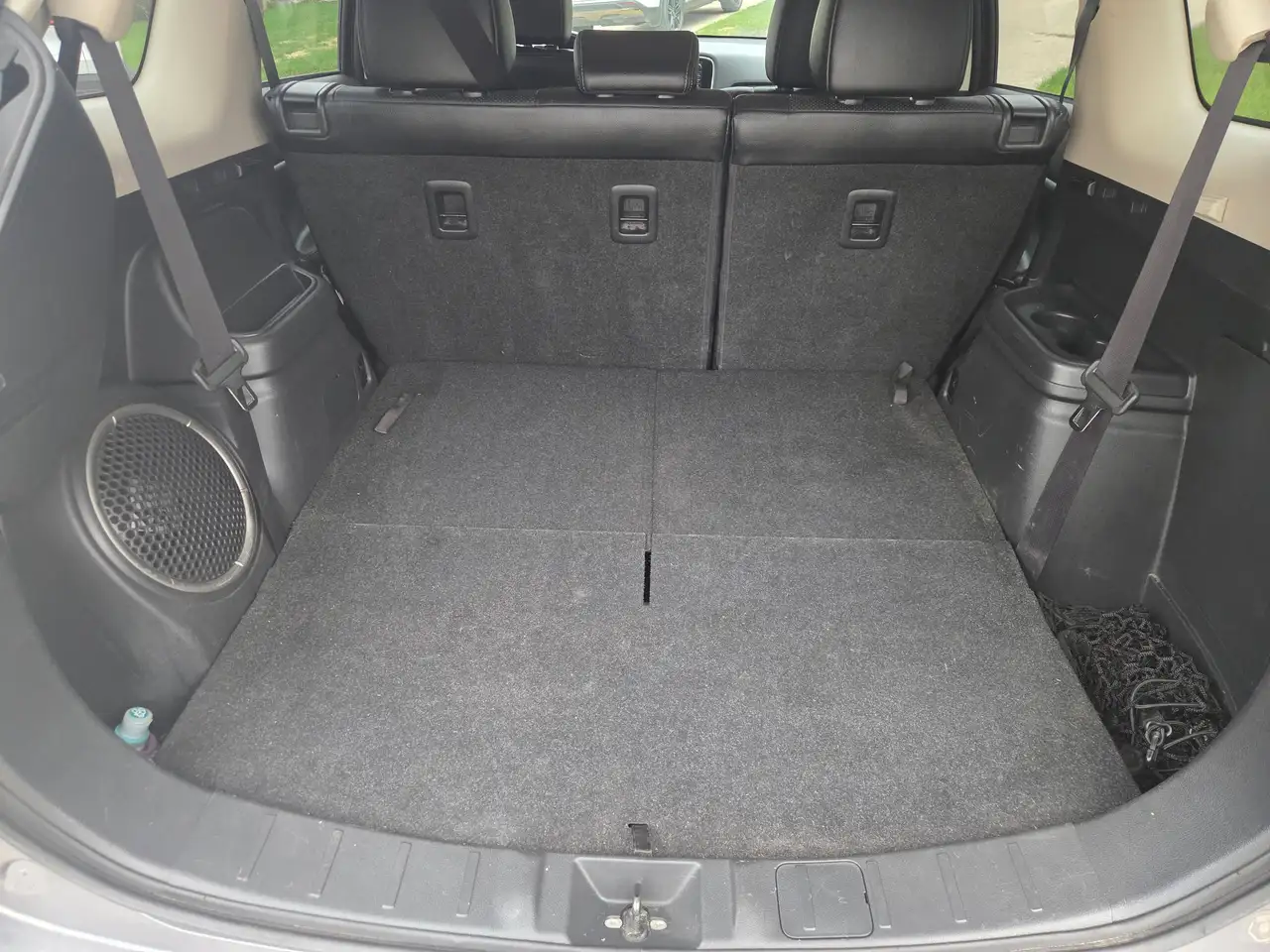 Mitsubishi Outlander снимка Mitsubishi Outlander