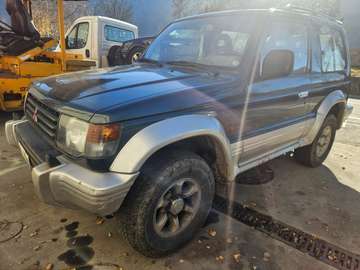Pajero MT 2,5 GLS TD KLIMA 150 000KM TÜV 2JAHRE