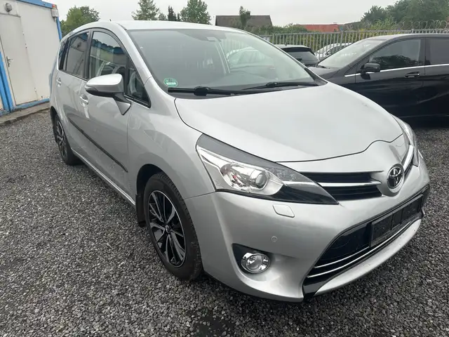 Toyota Verso Edition-S+