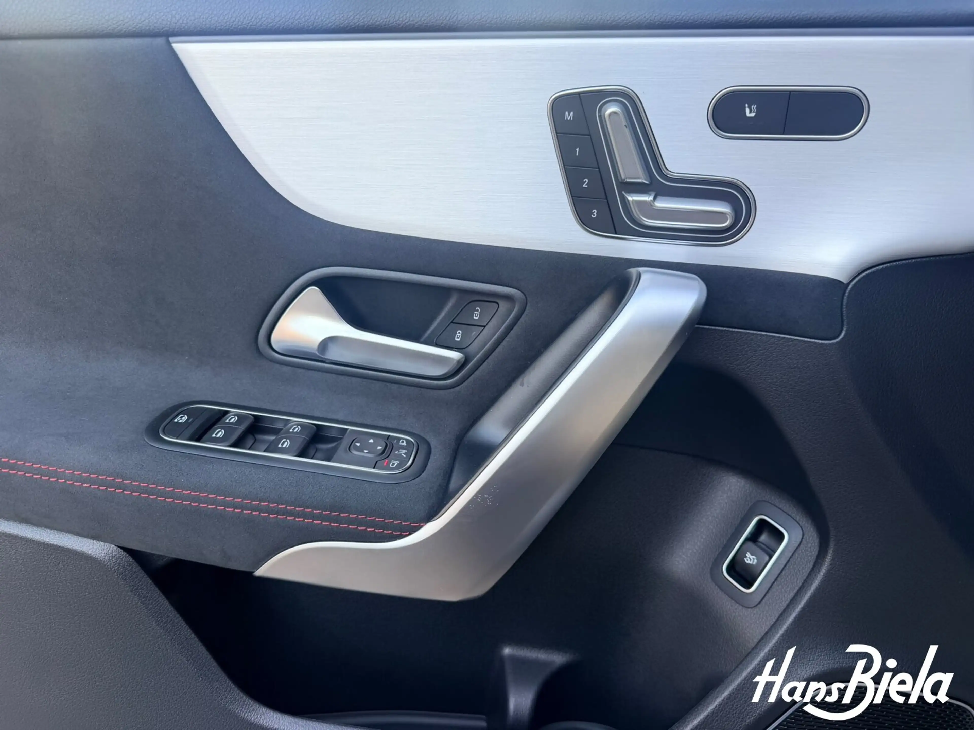 Mercedes-Benz A 35 AMG Mercedes-AMG A 35 4M Lim AMG Line Styling/PSD/PTS — photo 9