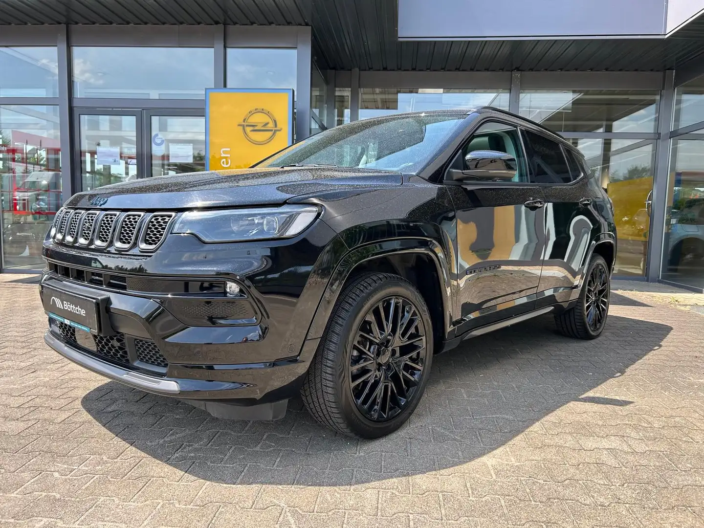 Jeep Compass S Plug-In Hybrid 4WD/PANO/ALPINE/LEDER/Assistenzsy Zwart - 1