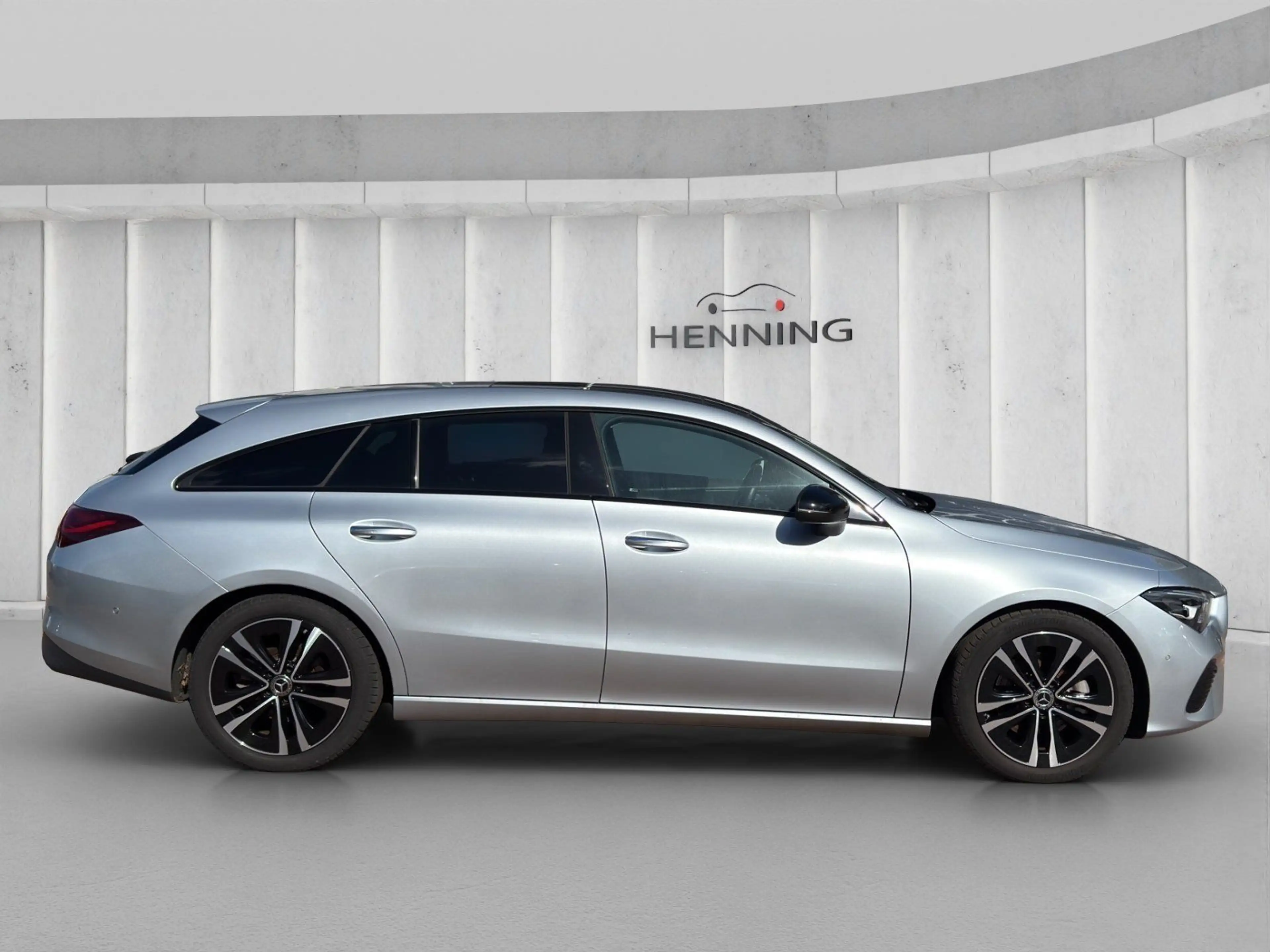 Mercedes-Benz CLA 220 d SB Night Panorama Burmester Sthz DIS — photo 6