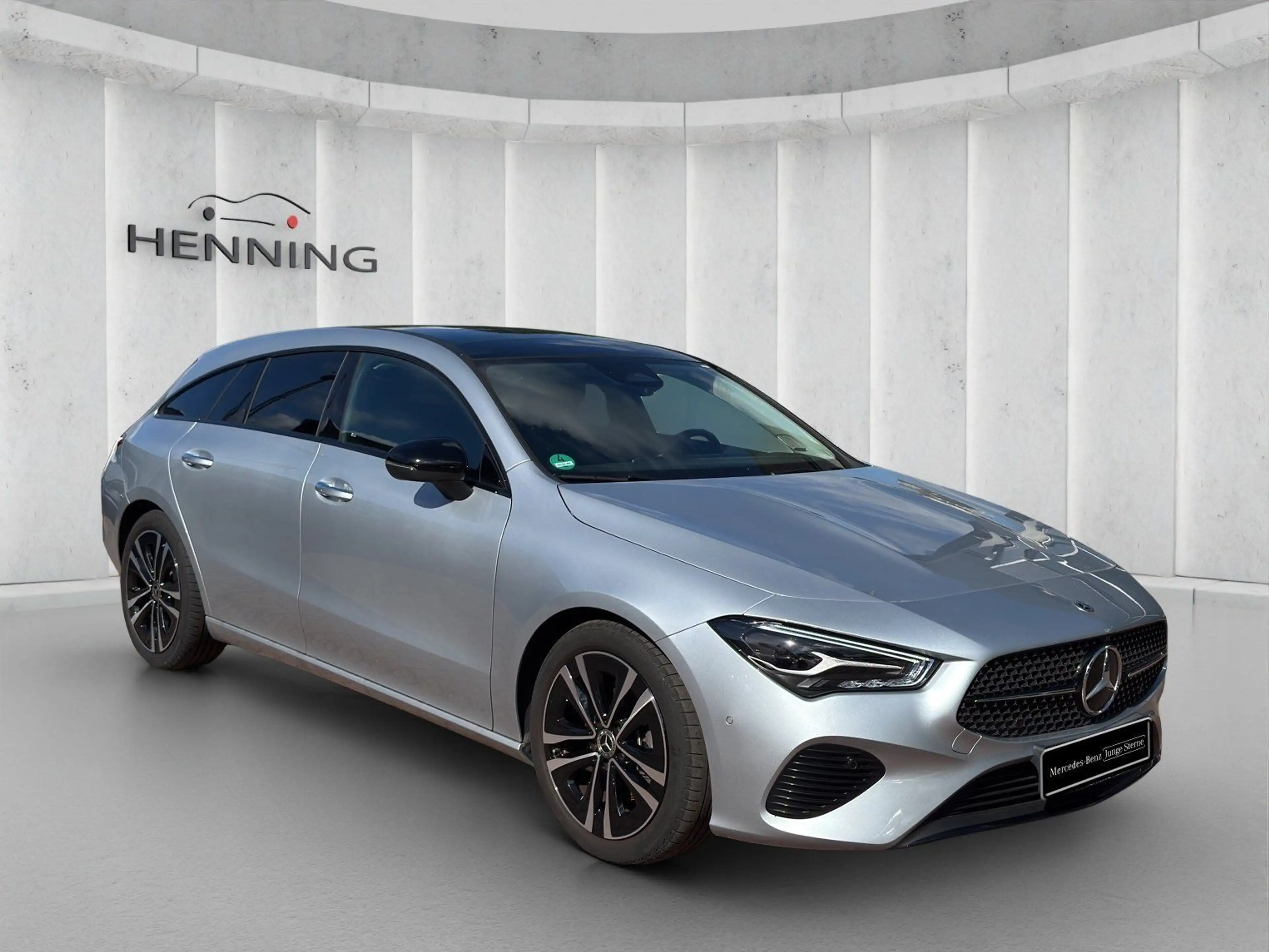 Mercedes-Benz CLA 220 d SB Night Panorama Burmester Sthz DIS — photo 7