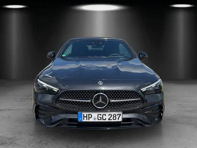 Mercedes-Benz 300 view 6