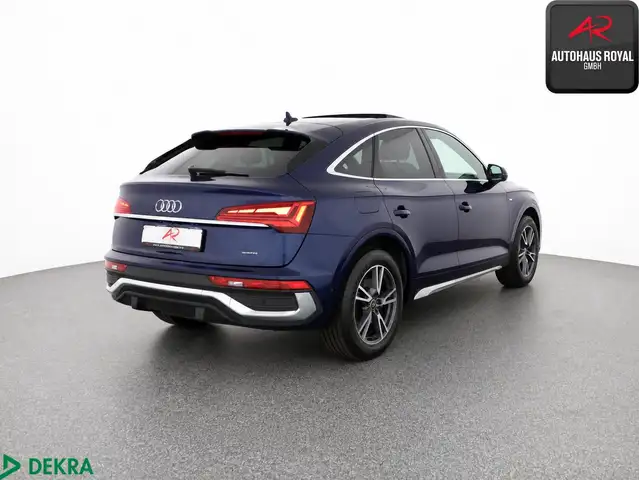 Audi Q5 view 5