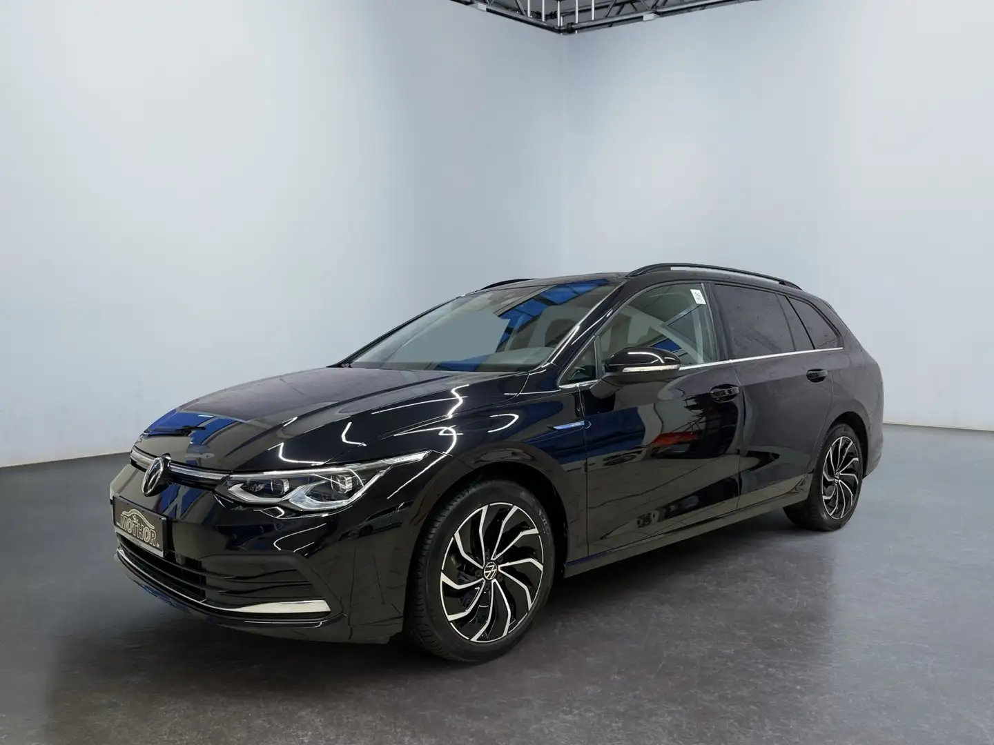 Volkswagen Golf Variant Golf VIII Variant Style 1.5 TSI Digital Cockpit Schwarz - 2