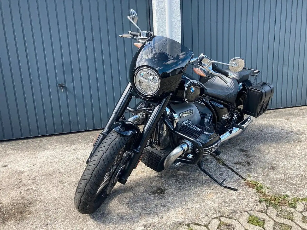 BMW R 18