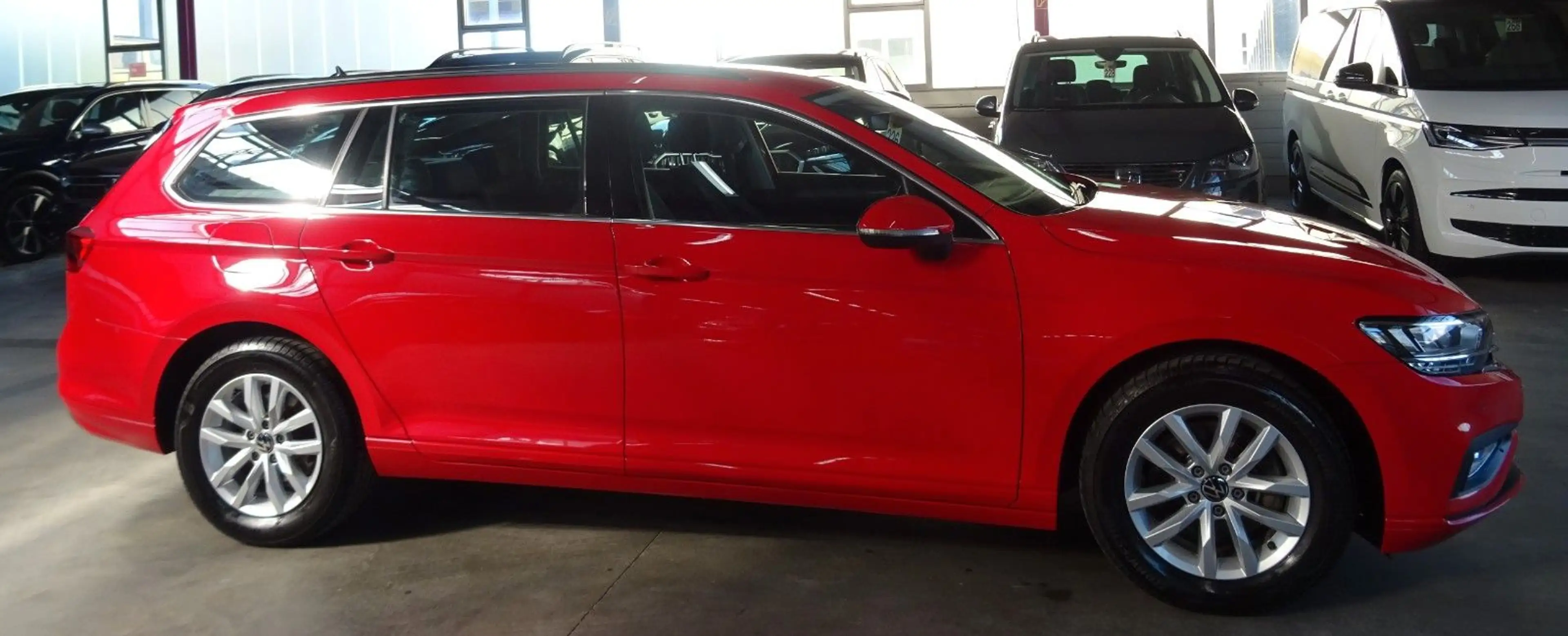 Volkswagen Passat Variant PASSAT 2.0 TDI CL.*DIGITAL*AHK*ACC*CAM*MASSAGE* — photo 11