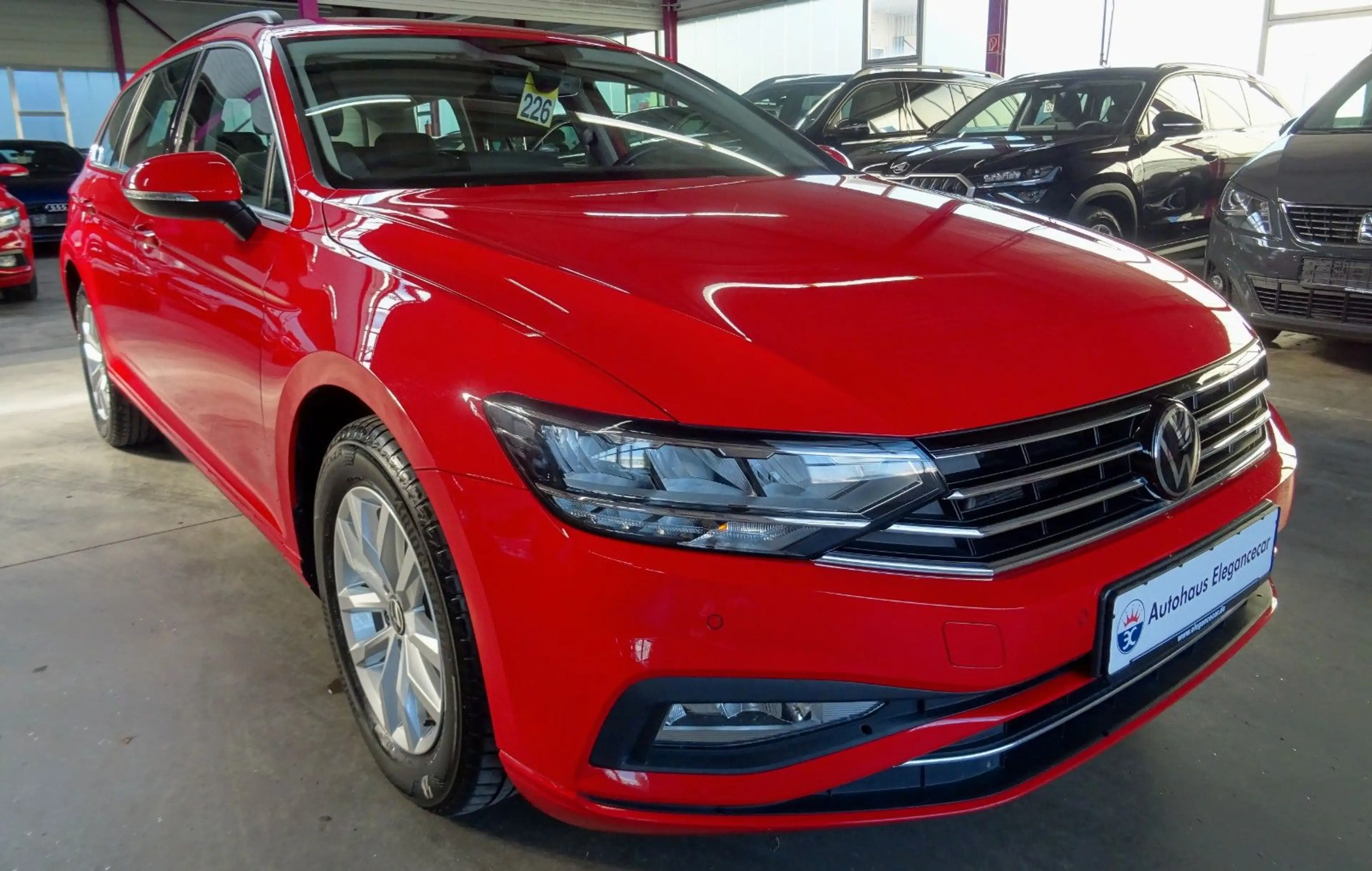 Volkswagen Passat Variant PASSAT 2.0 TDI CL.*DIGITAL*AHK*ACC*CAM*MASSAGE* — photo 4