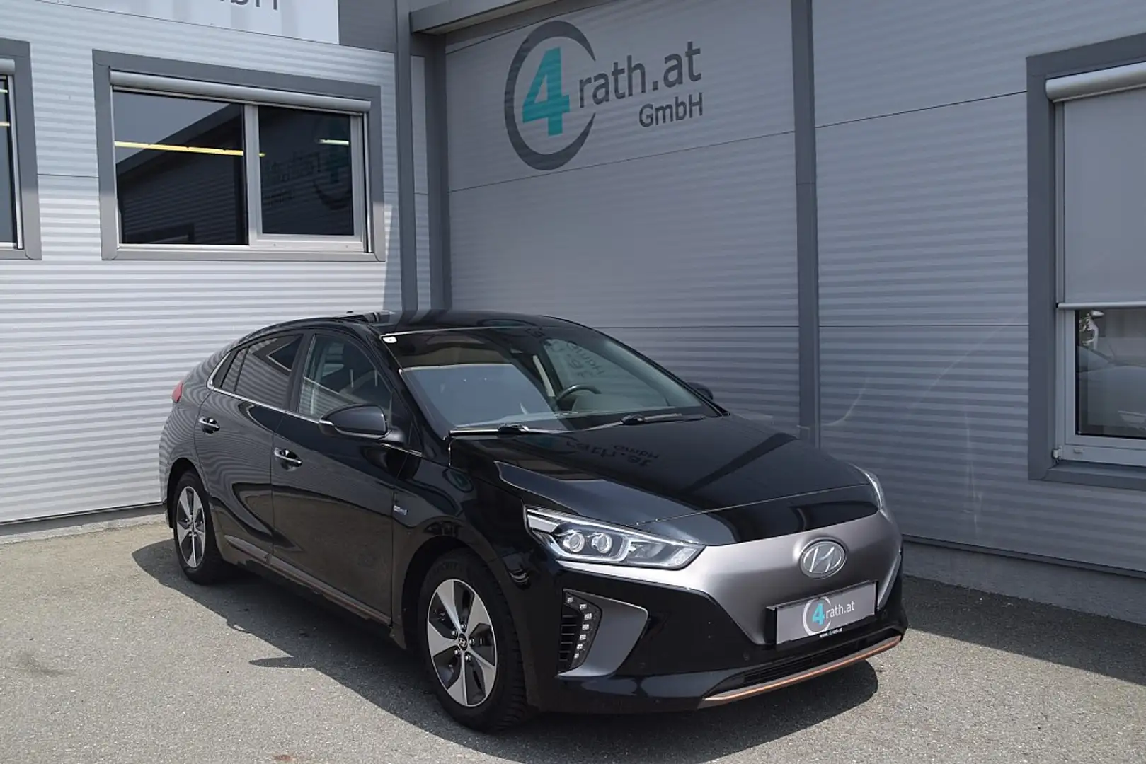 Hyundai IONIQ Ioniq Elektro Level 4 Aut. / NETTO: 10.817 € Nero - 1