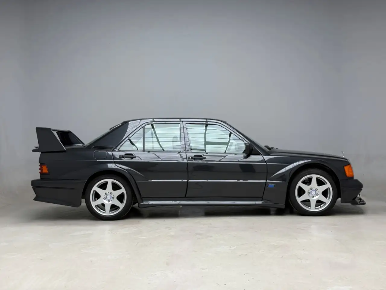 Mercedes-Benz 190E 2.5-16, foto 2