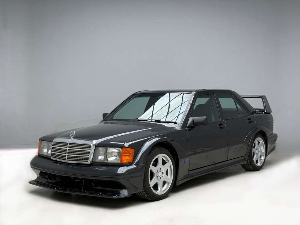 Mercedes-Benz 190 190E 2.5-16 - foto 1