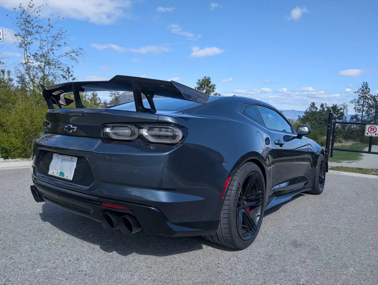 Chevrolet Camaro снимка Chevrolet Camaro