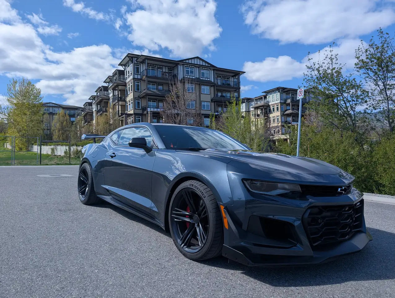 Chevrolet Camaro снимка Chevrolet Camaro
