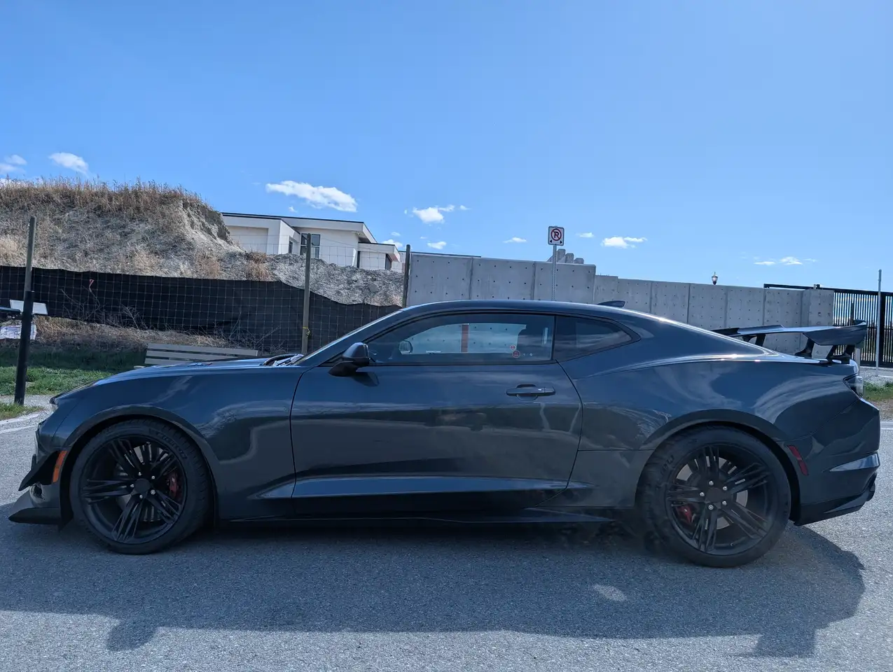 Chevrolet Camaro снимка Chevrolet Camaro