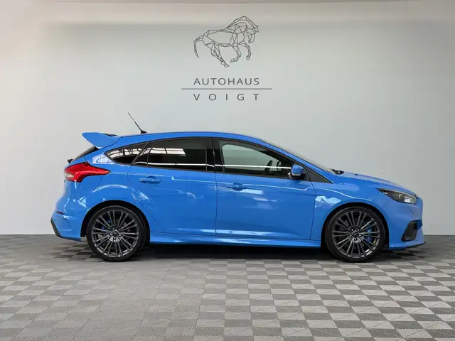 Ford Focus view 4