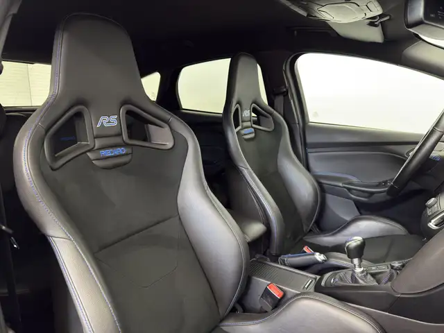 Ford Focus view 15