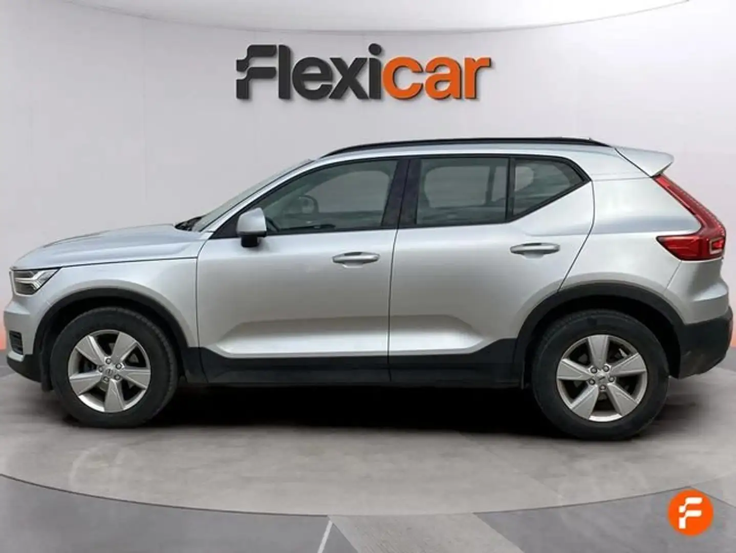 Volvo XC40 2.0+D3+Auto Gris - 2