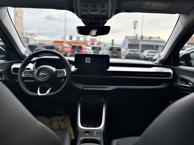 Jeep Avenger view 13