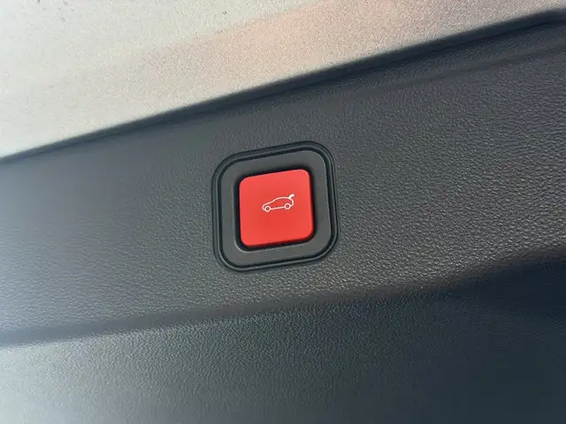 Jeep Avenger view 11