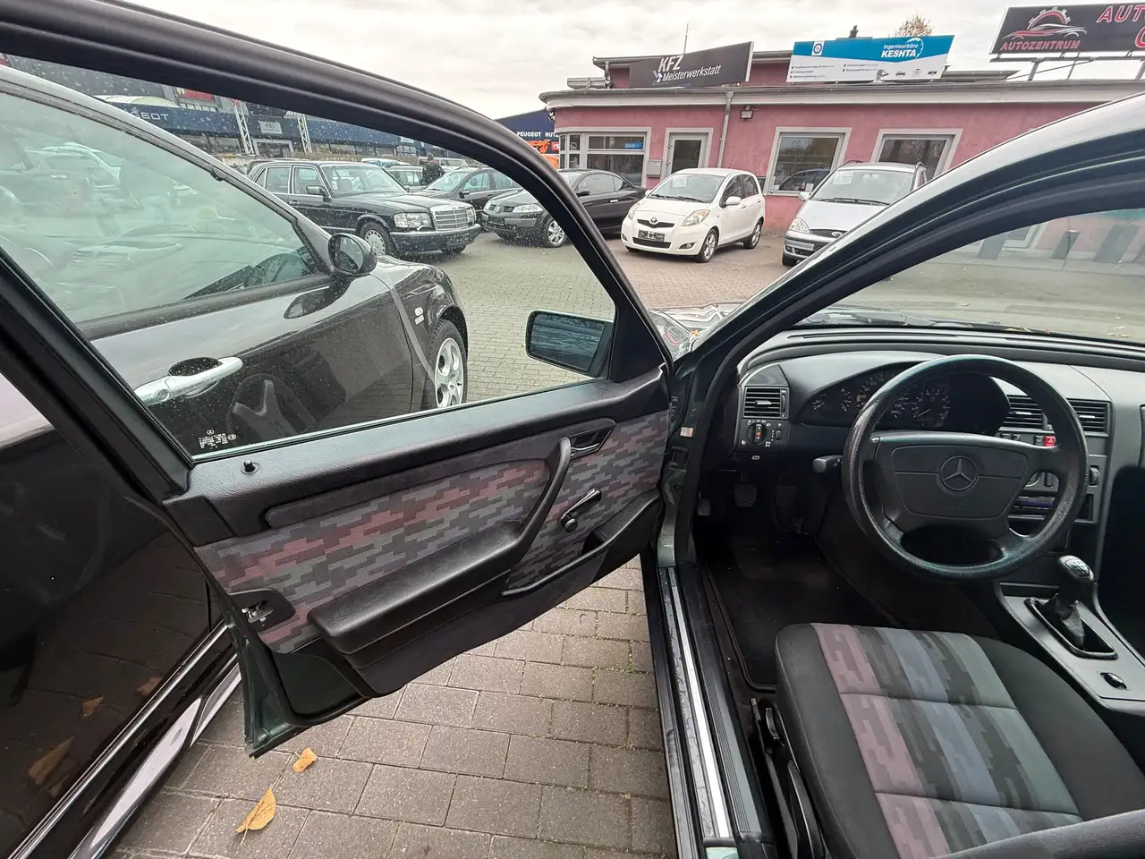 Mercedes-Benz C 180 C-Klasse Elegance, foto 6