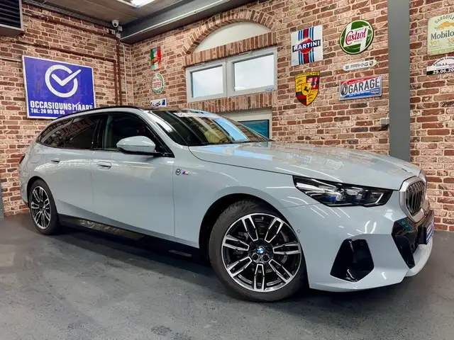 BMW 520 520dA Touring 2.0 197cv Auto xDrive M-SPORT