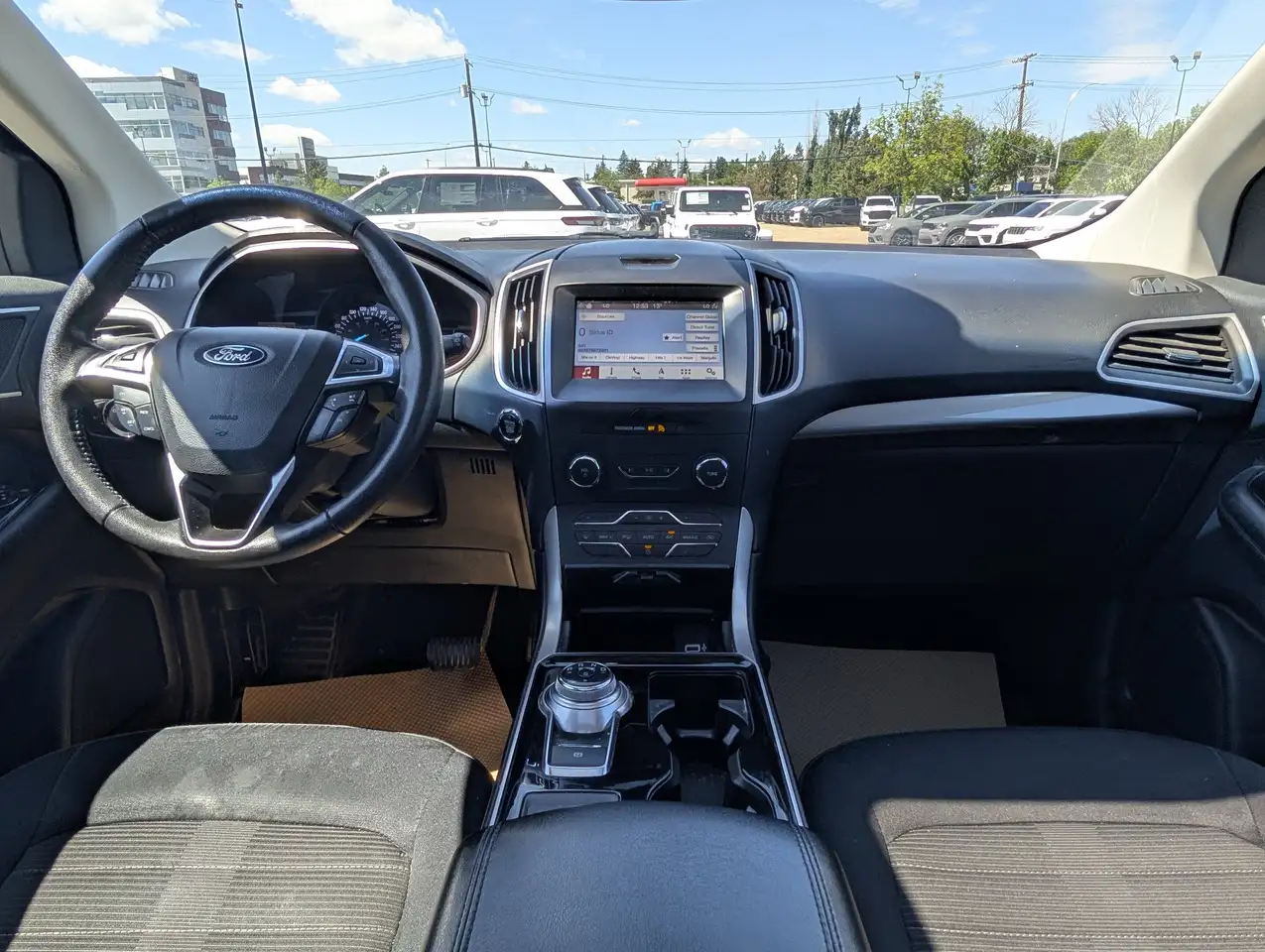 Ford Edge photo Ford Edge