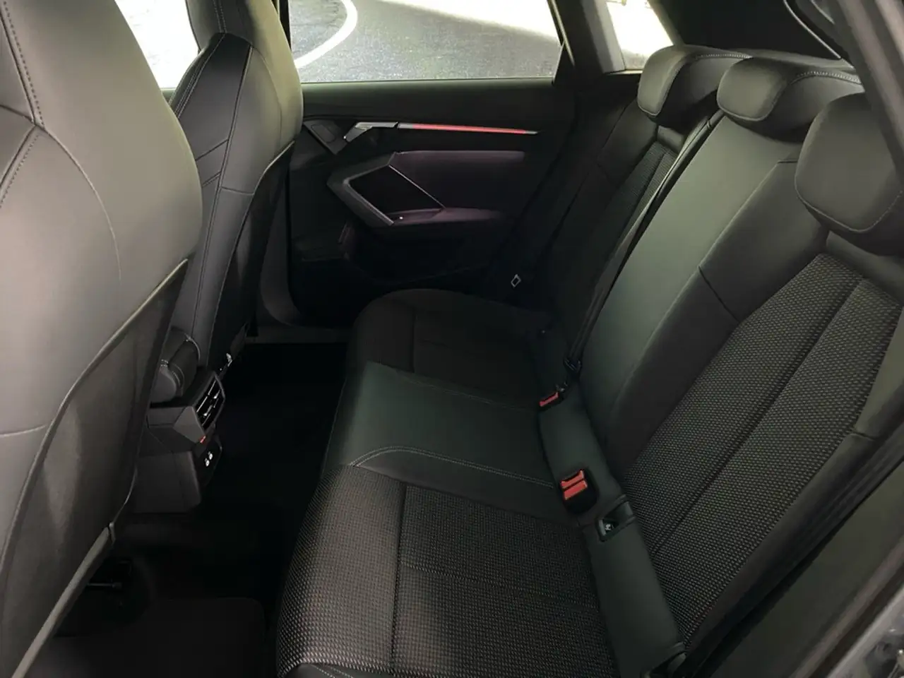 Audi A3 Sportback TFSI S line BUSINESS+ACC+RFK+NAVI+ 6