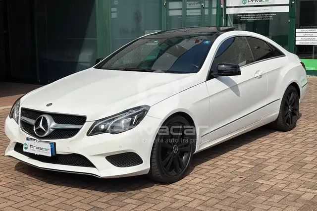 Mercedes-Benz E 250 E 250 CDI Coupé Executive
