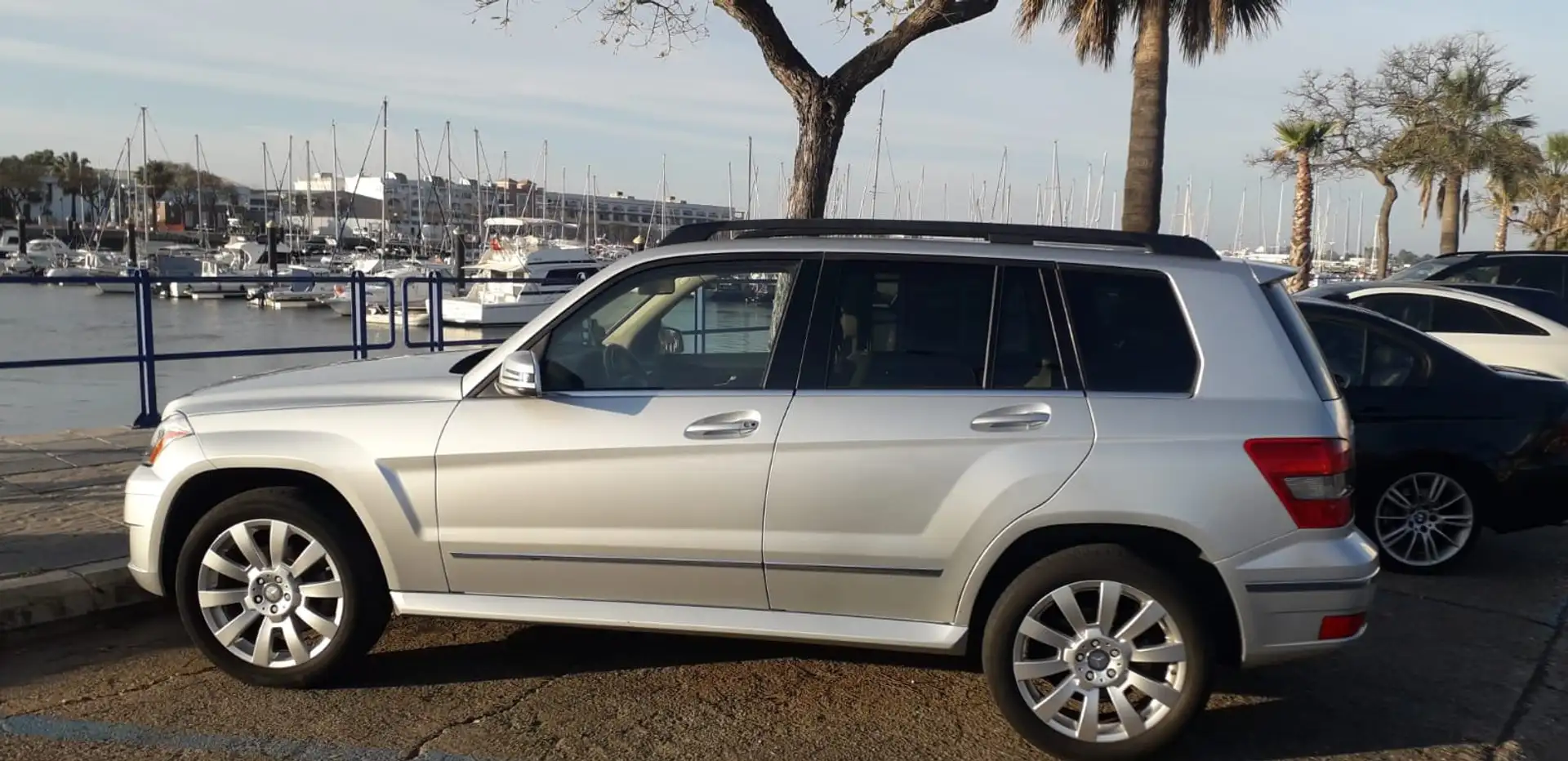 Mercedes-Benz GLK 350 GLK 350 4Matic 7G-TRONIC Benzin. Argent - 1