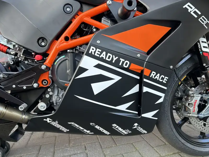 KTM RC 8C - foto 4