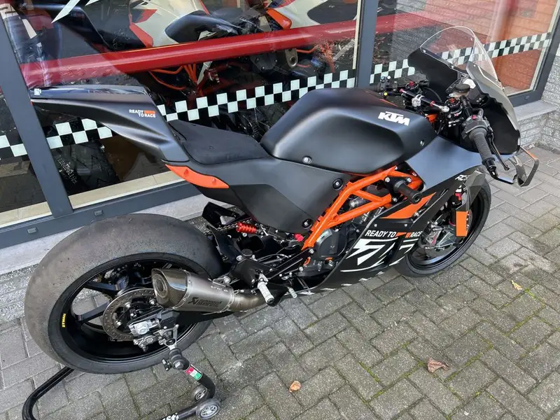 KTM RC 8C - foto 3