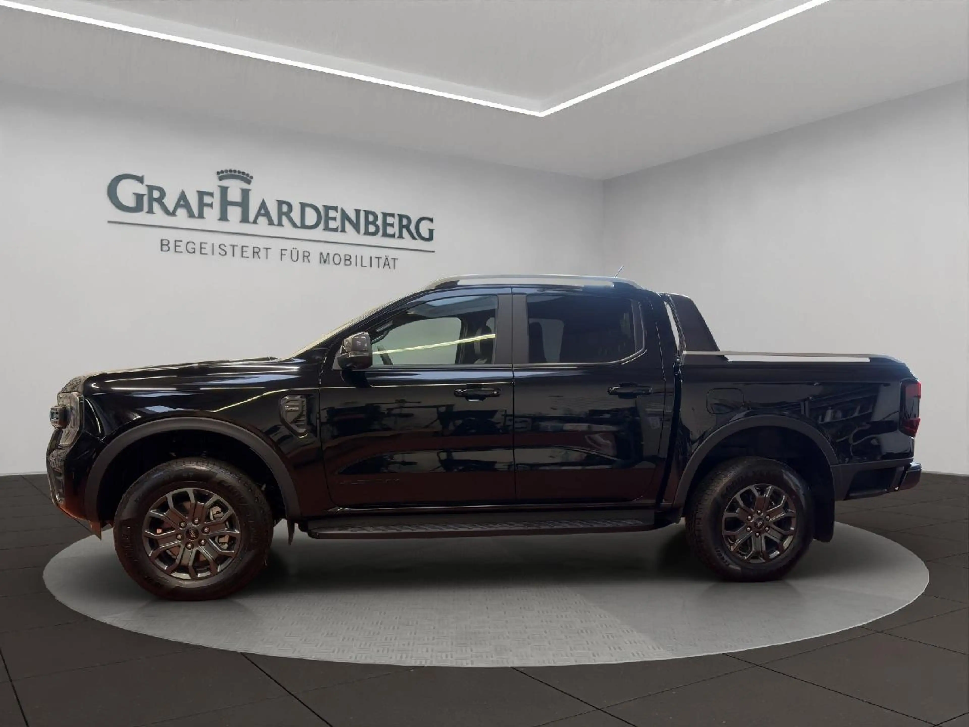 Ford Ranger Wildtrak e-4WD Doppelkabine — photo 3