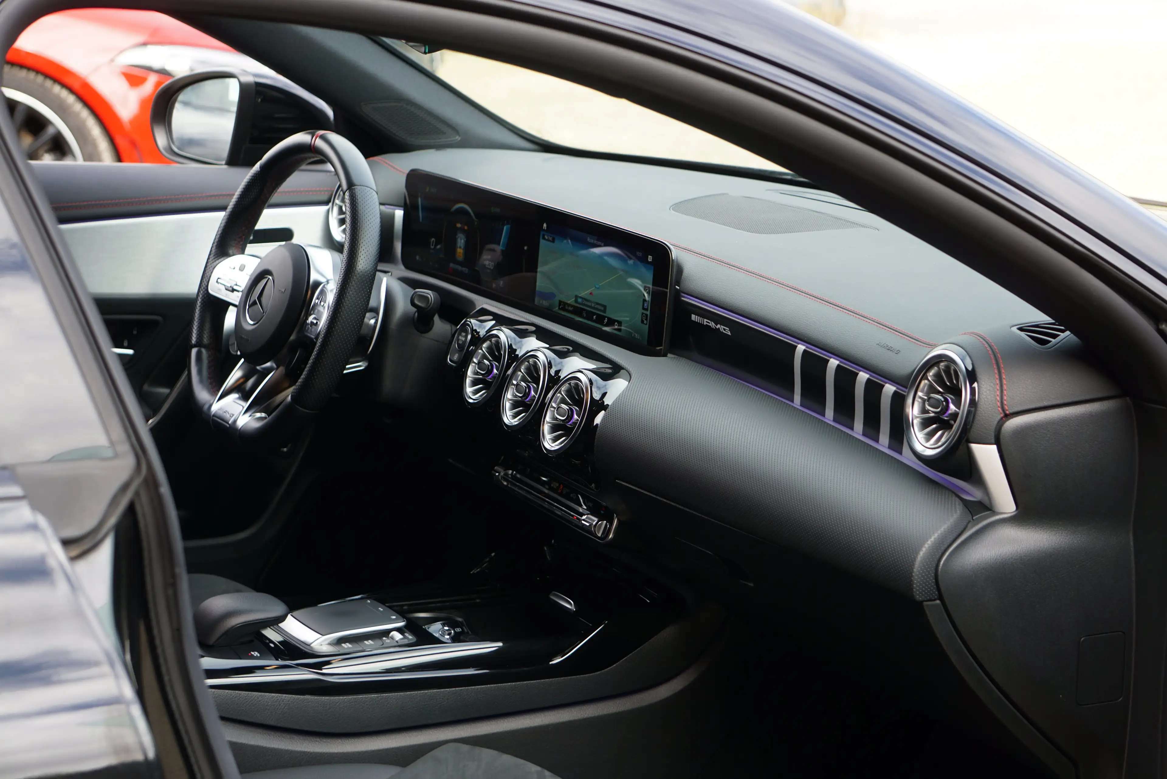 Mercedes-Benz CLA 45 AMG 4-Matic+ AUTO FULL LED CAM 388CV Speedshift DCT 8G — photo 11