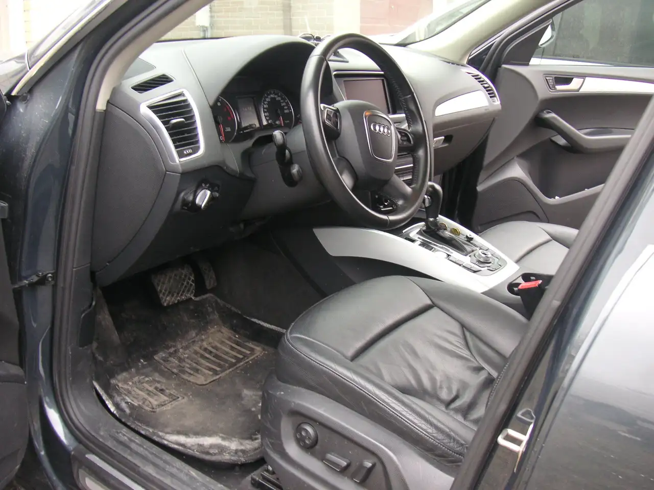Audi Q5 снимка Audi Q5