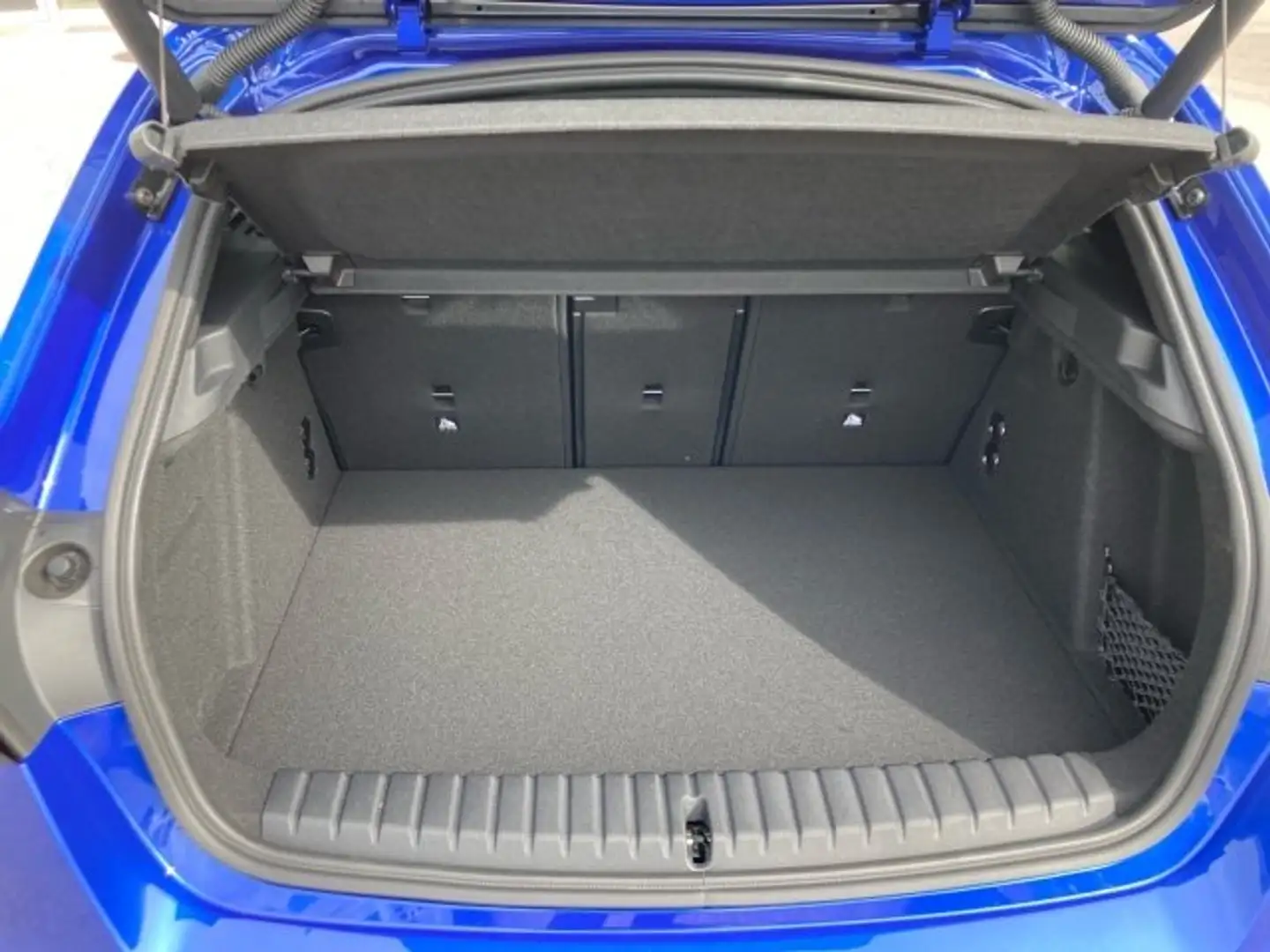 BMW 120 BMW 120 5-Türer B38 Blau - 2