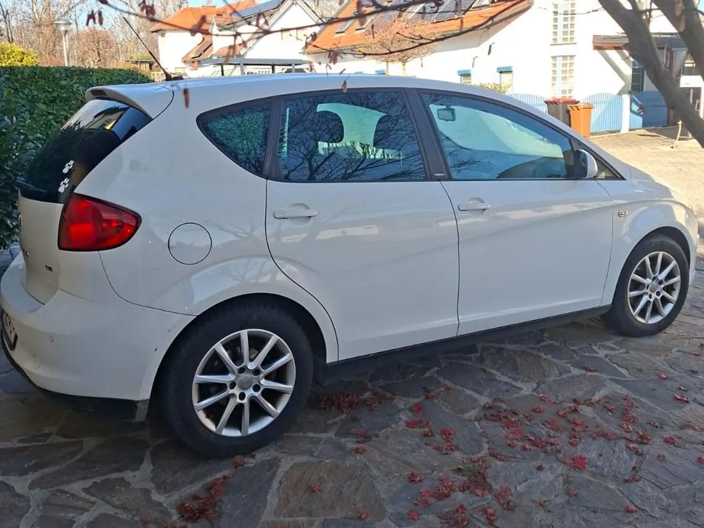 SEAT Altea Altea ChiliTech Start-Stopp 1,2 TSI Chili Weiß - 2