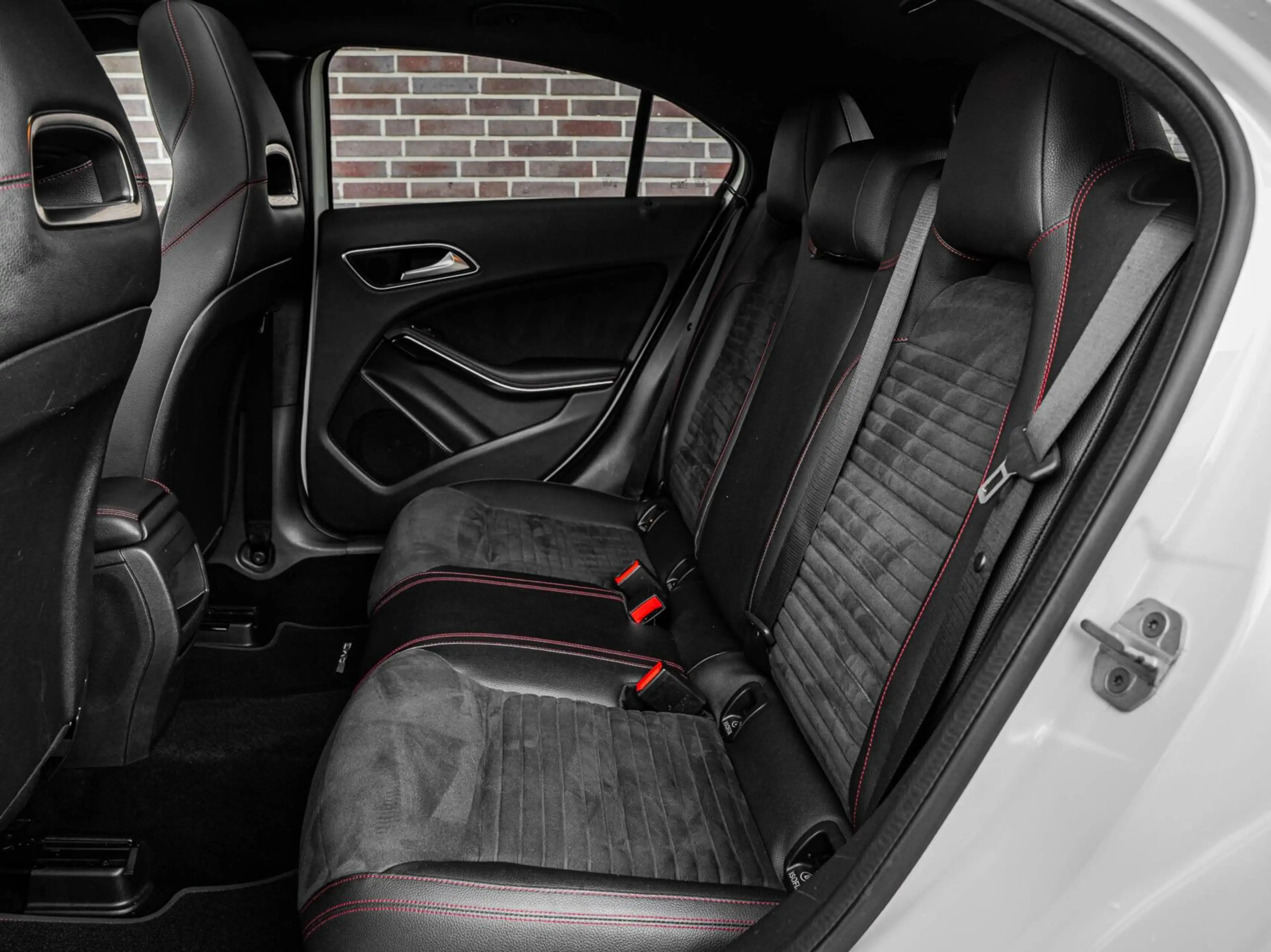 Mercedes-Benz A 200 Ambition — photo 13